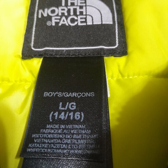 Boys youth The North Face winter jacket - Picture 3 of 6
